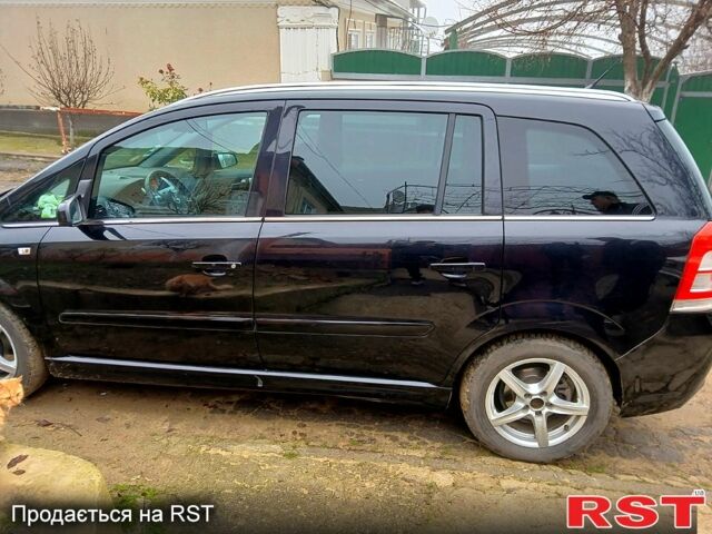 Черный Опель Зафира, объемом двигателя 1.9 л и пробегом 196 тыс. км за 6800 $, фото 1 на Automoto.ua