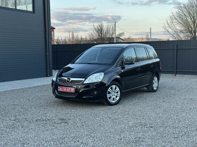 Черный Опель Зафира, объемом двигателя 1.8 л и пробегом 230 тыс. км за 6999 $, фото 1 на Automoto.ua