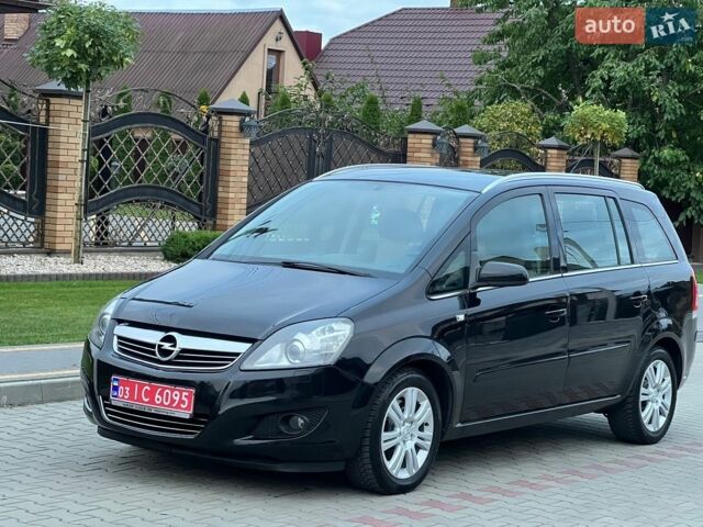 Чорний Опель Зафіра, об'ємом двигуна 1.7 л та пробігом 207 тис. км за 7900 $, фото 1 на Automoto.ua