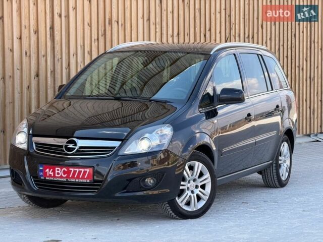 Черный Опель Зафира, объемом двигателя 1.8 л и пробегом 197 тыс. км за 7490 $, фото 1 на Automoto.ua