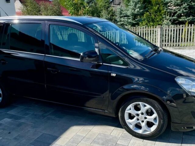 Чорний Опель Зафіра, об'ємом двигуна 1.9 л та пробігом 182 тис. км за 2300 $, фото 1 на Automoto.ua
