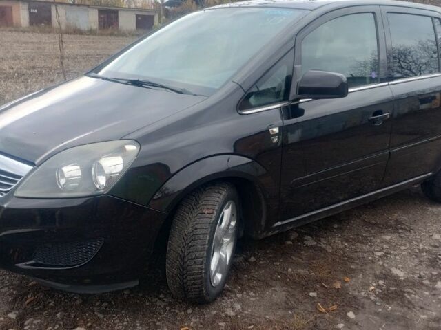 Опель Зафира 2010 в Христиновке на Automoto.ua Черный Опель Зафира, объемом двигателя 1.6 л и пробегом 248 тыс. км за 6800 $, фото 1 на Automoto.ua