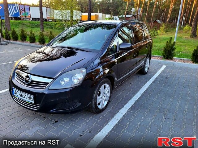Чорний Опель Зафіра, об'ємом двигуна 1.7 л та пробігом 256 тис. км за 6000 $, фото 1 на Automoto.ua