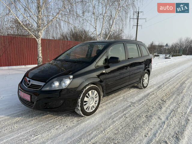 Черный Опель Зафира, объемом двигателя 1.6 л и пробегом 201 тыс. км за 7000 $, фото 1 на Automoto.ua