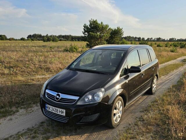 Чорний Опель Зафіра, об'ємом двигуна 1.7 л та пробігом 205 тис. км за 6700 $, фото 1 на Automoto.ua