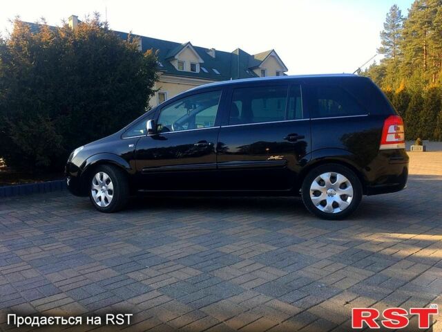 Чорний Опель Зафіра, об'ємом двигуна 1.7 л та пробігом 232 тис. км за 7000 $, фото 1 на Automoto.ua