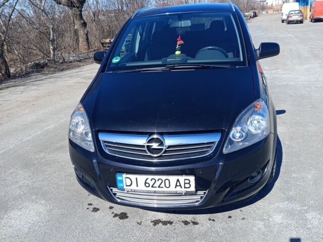 Черный Опель Зафира, объемом двигателя 1.8 л и пробегом 210 тыс. км за 7000 $, фото 1 на Automoto.ua