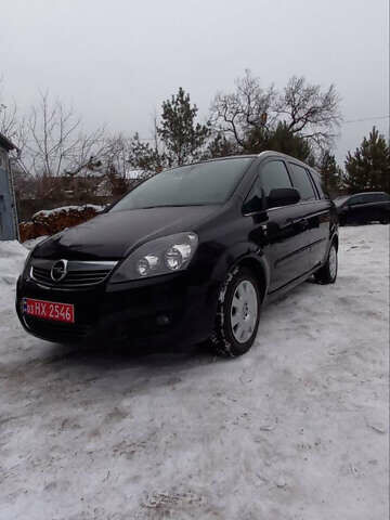 Черный Опель Зафира, объемом двигателя 1.6 л и пробегом 177 тыс. км за 7500 $, фото 1 на Automoto.ua
