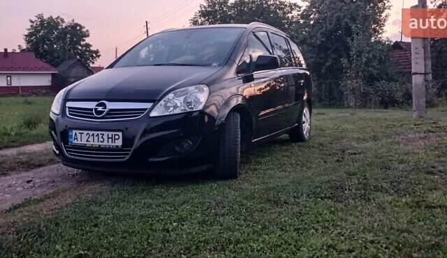 Чорний Опель Зафіра, об'ємом двигуна 1.7 л та пробігом 215 тис. км за 7500 $, фото 1 на Automoto.ua