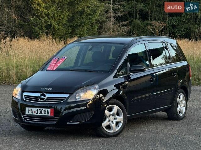 Чорний Опель Зафіра, об'ємом двигуна 1.7 л та пробігом 236 тис. км за 7800 $, фото 1 на Automoto.ua