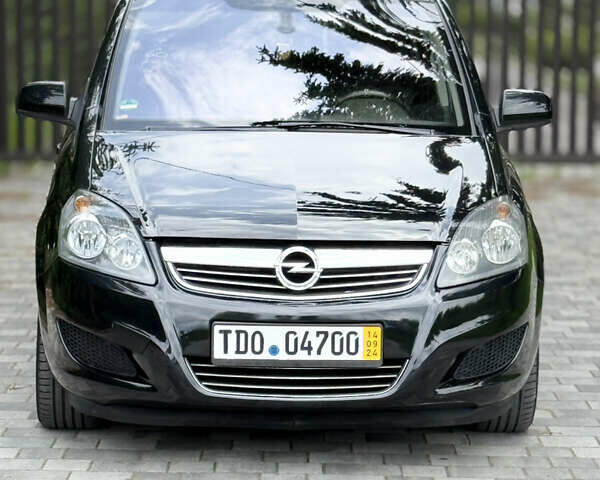 Опель Зафіра 2012 у Старокостянтинів на Automoto.ua Чорний Опель Зафіра, об'ємом двигуна 1.6 л та пробігом 226 тис. км за 7650 $, фото 1 на Automoto.ua