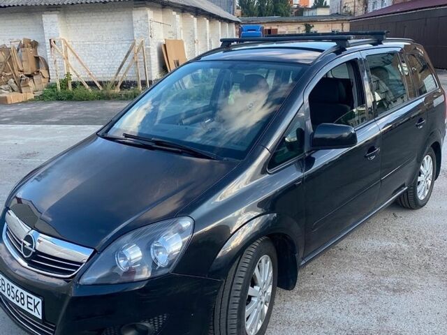 Чорний Опель Зафіра, об'ємом двигуна 1.8 л та пробігом 173 тис. км за 7200 $, фото 1 на Automoto.ua