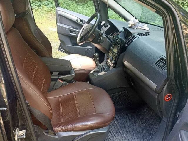 Чорний Опель Зафіра, об'ємом двигуна 1.7 л та пробігом 274 тис. км за 7200 $, фото 1 на Automoto.ua