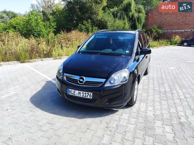 Чорний Опель Зафіра, об'ємом двигуна 1.7 л та пробігом 221 тис. км за 7250 $, фото 1 на Automoto.ua