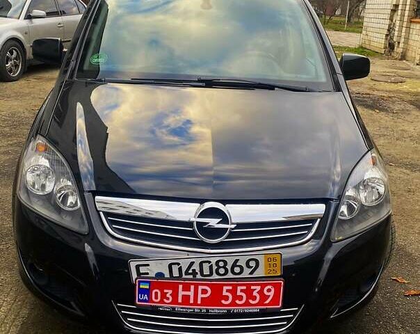 Чорний Опель Зафіра, об'ємом двигуна 1.7 л та пробігом 212 тис. км за 7500 $, фото 1 на Automoto.ua