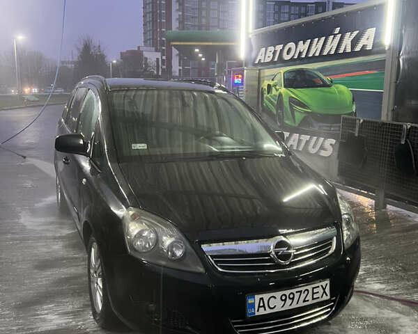 Черный Опель Зафира, объемом двигателя 1.7 л и пробегом 200 тыс. км за 7100 $, фото 1 на Automoto.ua