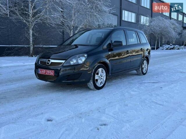 Черный Опель Зафира, объемом двигателя 1.8 л и пробегом 186 тыс. км за 8450 $, фото 1 на Automoto.ua