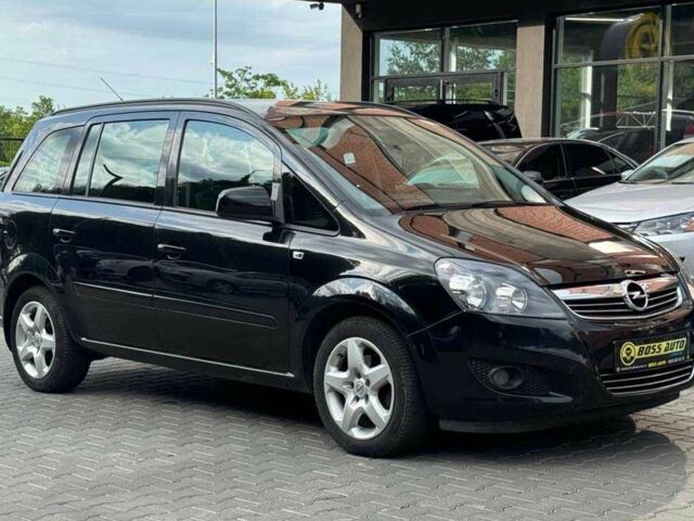 Чорний Опель Зафіра, об'ємом двигуна 1.8 л та пробігом 204 тис. км за 8900 $, фото 1 на Automoto.ua