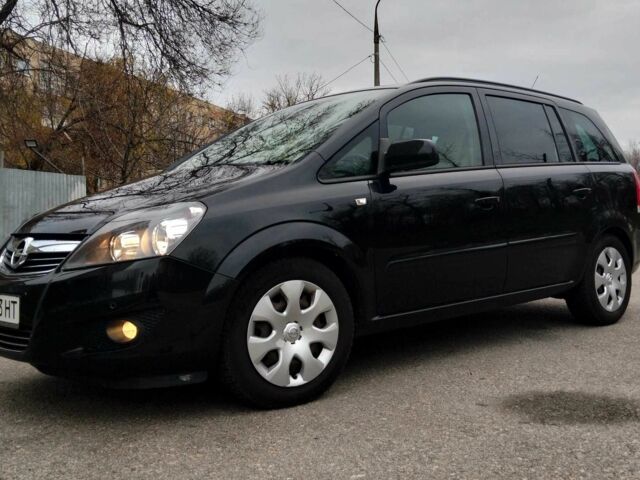 Чорний Опель Зафіра, об'ємом двигуна 1.7 л та пробігом 223 тис. км за 9200 $, фото 1 на Automoto.ua