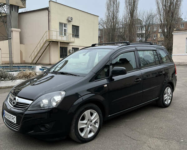 Опель Зафира 2014 в Черноморске (Ильичевске) на Automoto.ua Черный Опель Зафира, объемом двигателя 0 л и пробегом 252 тыс. км за 8500 $, фото 1 на Automoto.ua