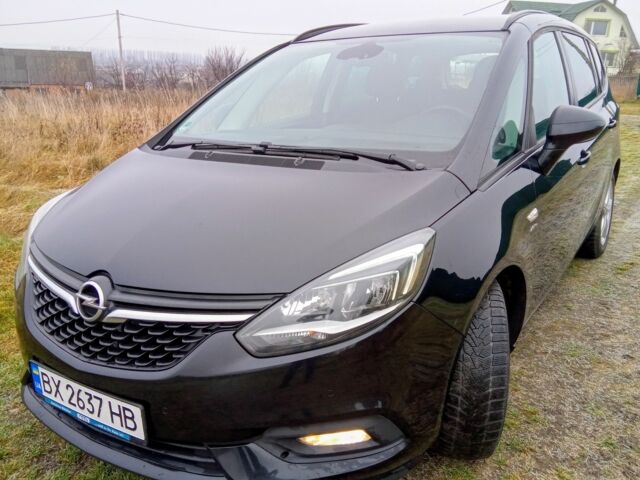Чорний Опель Зафіра, об'ємом двигуна 2 л та пробігом 313 тис. км за 12200 $, фото 1 на Automoto.ua