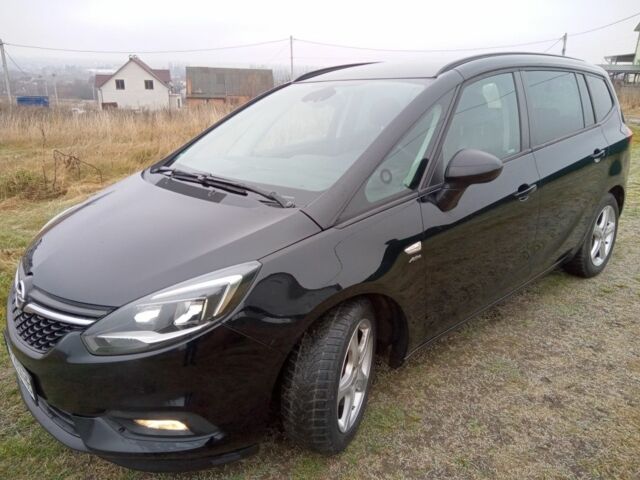 Чорний Опель Зафіра, об'ємом двигуна 2 л та пробігом 313 тис. км за 12200 $, фото 1 на Automoto.ua