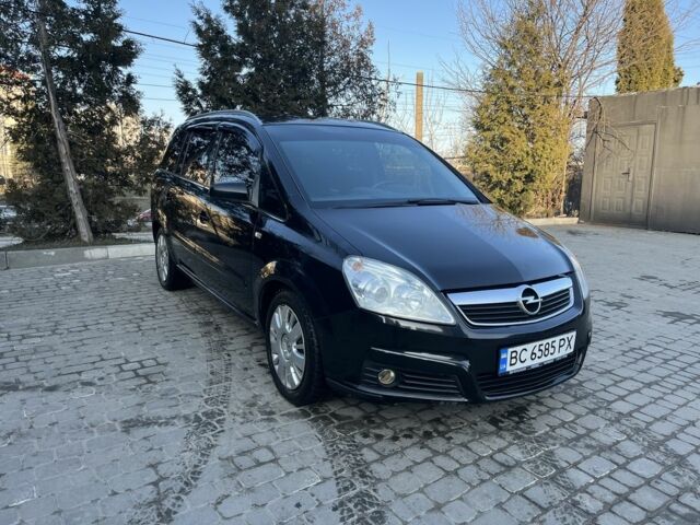 Черный Опель Зафира, объемом двигателя 1.6 л и пробегом 250 тыс. км за 6300 $, фото 1 на Automoto.ua