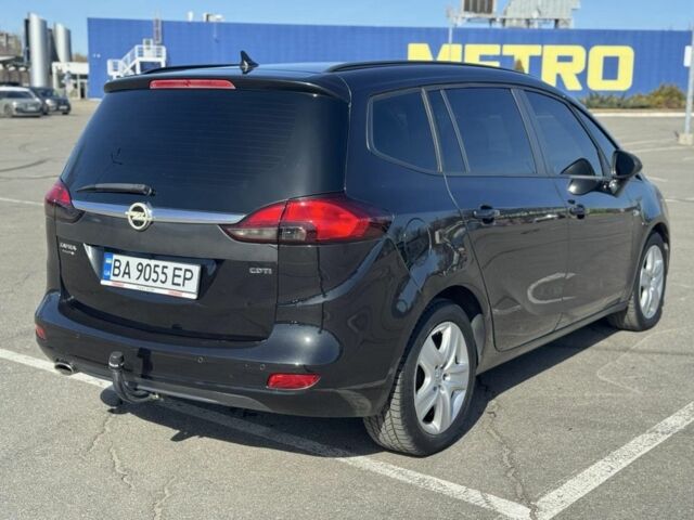 Черный Опель Зафира, объемом двигателя 2 л и пробегом 230 тыс. км за 9200 $, фото 1 на Automoto.ua