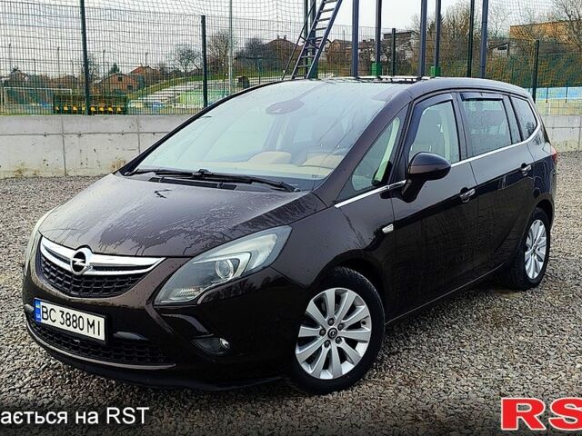 Коричневый Опель Зафира, объемом двигателя 1.6 л и пробегом 350 тыс. км за 9500 $, фото 1 на Automoto.ua