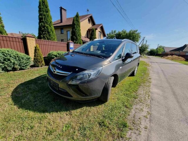 Коричневий Опель Зафіра, об'ємом двигуна 2 л та пробігом 311 тис. км за 10700 $, фото 1 на Automoto.ua