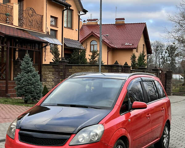 Красный Опель Зафира, объемом двигателя 1.91 л и пробегом 280 тыс. км за 3950 $, фото 1 на Automoto.ua