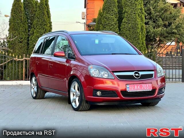 Красный Опель Зафира, объемом двигателя 18 л и пробегом 224 тыс. км за 7550 $, фото 1 на Automoto.ua