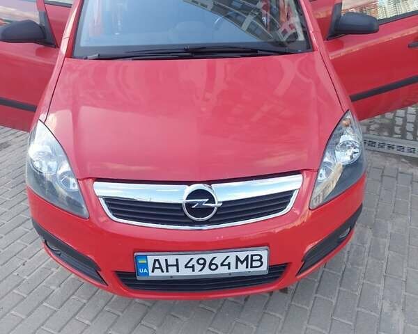 Червоний Опель Зафіра, об'ємом двигуна 1.6 л та пробігом 275 тис. км за 4400 $, фото 1 на Automoto.ua