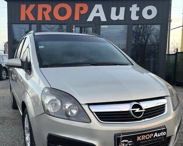 Опель Зафира, объемом двигателя 1.3 л и пробегом 183 тыс. км за 6900 $, фото 1 на Automoto.ua