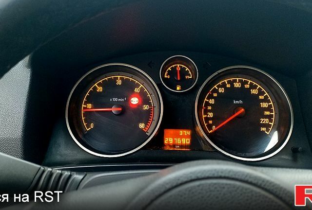 Опель Зафира, объемом двигателя 1.9 л и пробегом 0 тыс. км за 5100 $, фото 1 на Automoto.ua