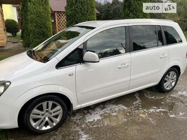 Опель Зафира, объемом двигателя 1.7 л и пробегом 267 тыс. км за 6350 $, фото 1 на Automoto.ua