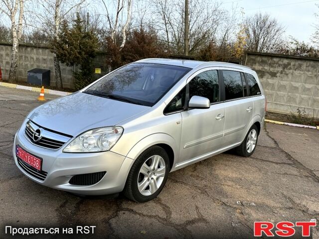 Опель Зафира, объемом двигателя 1.7 л и пробегом 200 тыс. км за 7000 $, фото 1 на Automoto.ua