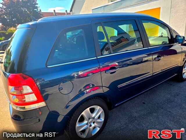Опель Зафира, объемом двигателя 1.6 л и пробегом 190 тыс. км за 7750 $, фото 1 на Automoto.ua