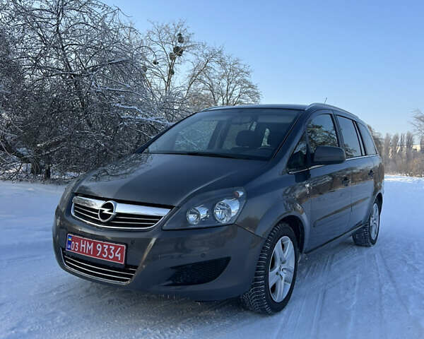 Опель Зафира, объемом двигателя 1.8 л и пробегом 253 тыс. км за 7700 $, фото 1 на Automoto.ua