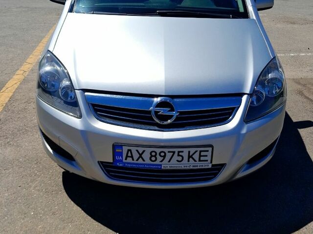 Опель Зафира 2014 в Харькове на Automoto.ua Опель Зафира, объемом двигателя 17 л и пробегом 256 тыс. км за 7900 $, фото 1 на Automoto.ua