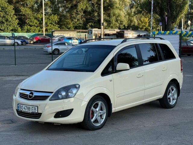 Жовтий Опель Зафіра, об'ємом двигуна 1.6 л та пробігом 250 тис. км за 5694 $, фото 1 на Automoto.ua