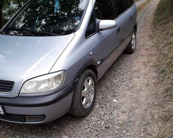 Сірий Опель Зафіра, об'ємом двигуна 2 л та пробігом 200 тис. км за 3200 $, фото 1 на Automoto.ua