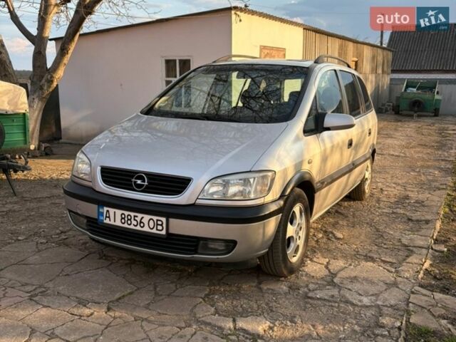 Сірий Опель Зафіра, об'ємом двигуна 2 л та пробігом 426 тис. км за 3300 $, фото 1 на Automoto.ua