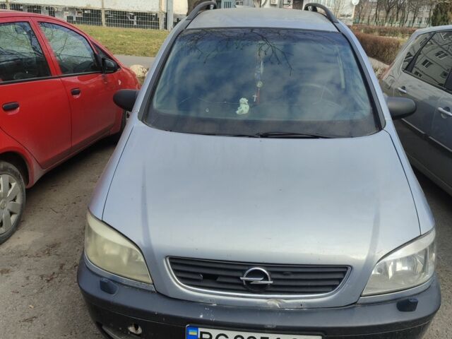Серый Опель Зафира, объемом двигателя 2 л и пробегом 400 тыс. км за 2700 $, фото 1 на Automoto.ua