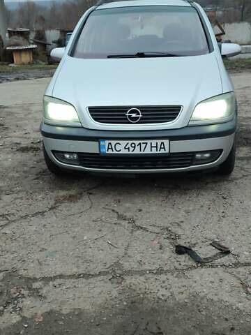 Сірий Опель Зафіра, об'ємом двигуна 1.8 л та пробігом 245 тис. км за 4200 $, фото 1 на Automoto.ua