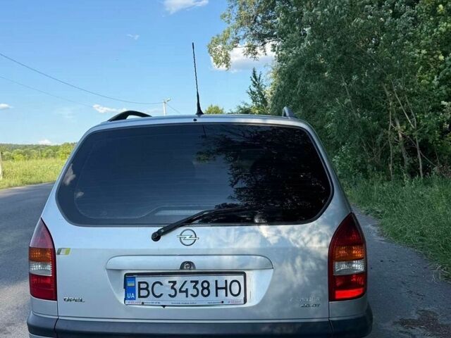Сірий Опель Зафіра, об'ємом двигуна 2 л та пробігом 336 тис. км за 3200 $, фото 1 на Automoto.ua