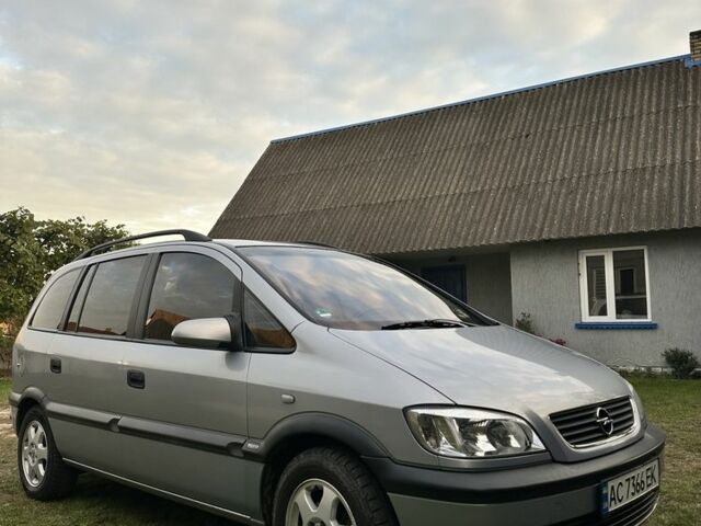 Сірий Опель Зафіра, об'ємом двигуна 1.8 л та пробігом 250 тис. км за 4849 $, фото 1 на Automoto.ua