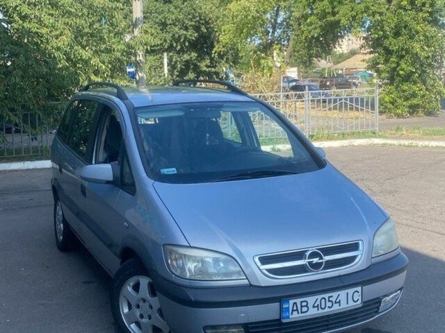 Сірий Опель Зафіра, об'ємом двигуна 2 л та пробігом 330 тис. км за 3100 $, фото 1 на Automoto.ua