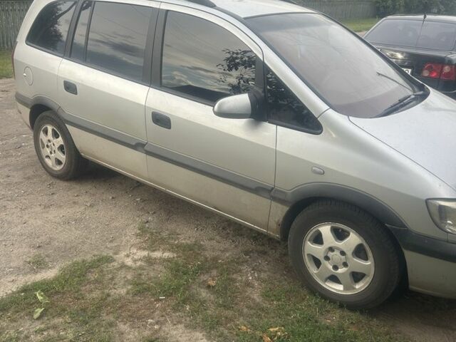 Сірий Опель Зафіра, об'ємом двигуна 2.2 л та пробігом 350 тис. км за 3100 $, фото 1 на Automoto.ua