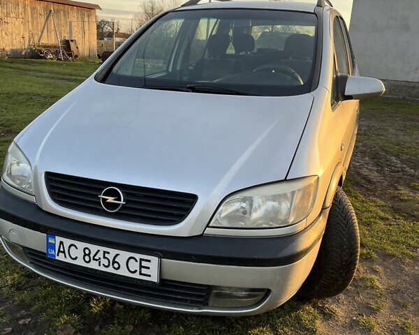 Серый Опель Зафира, объемом двигателя 2 л и пробегом 360 тыс. км за 3800 $, фото 1 на Automoto.ua